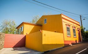 A Casa Amarela