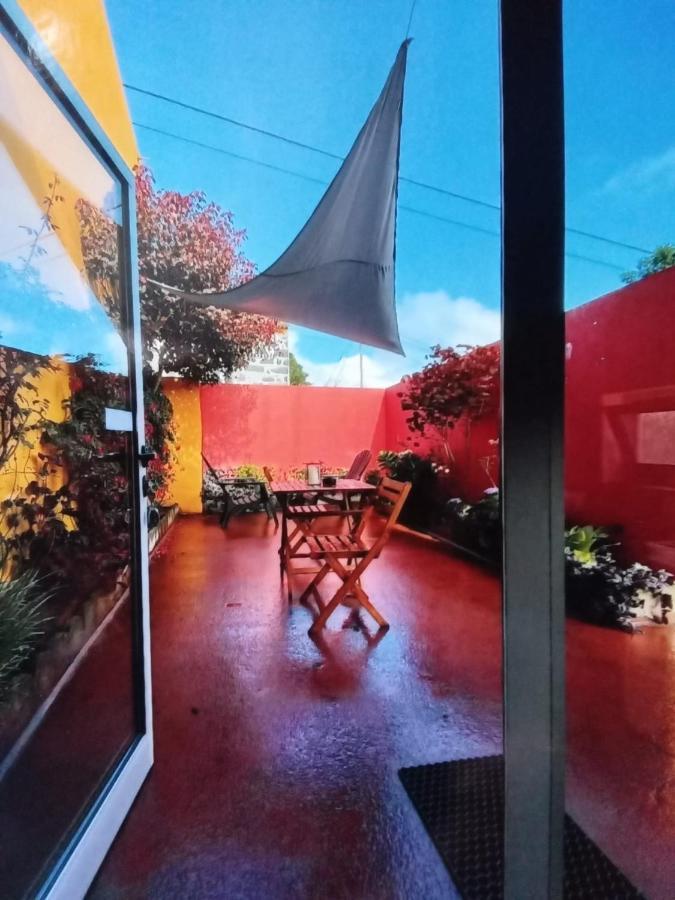 A Casa Amarela Capelas Exterior foto