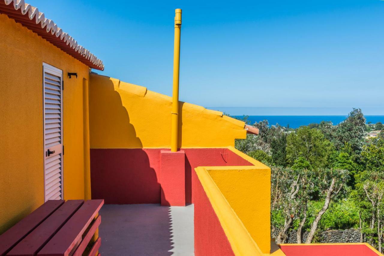 A Casa Amarela Capelas Exterior foto